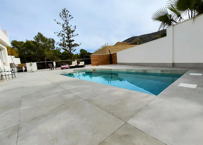 Bliss Albir L'Alfas del Pi